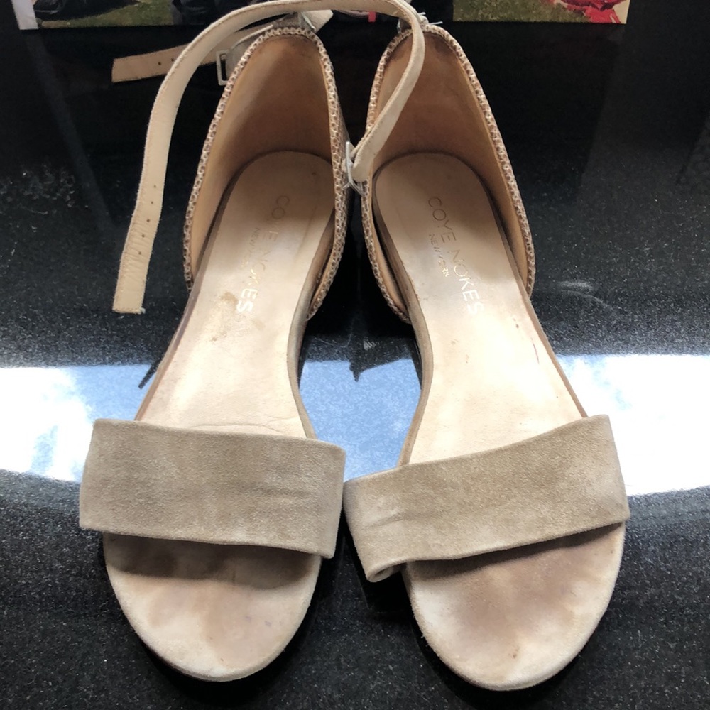Suede sandals with ankle strap
